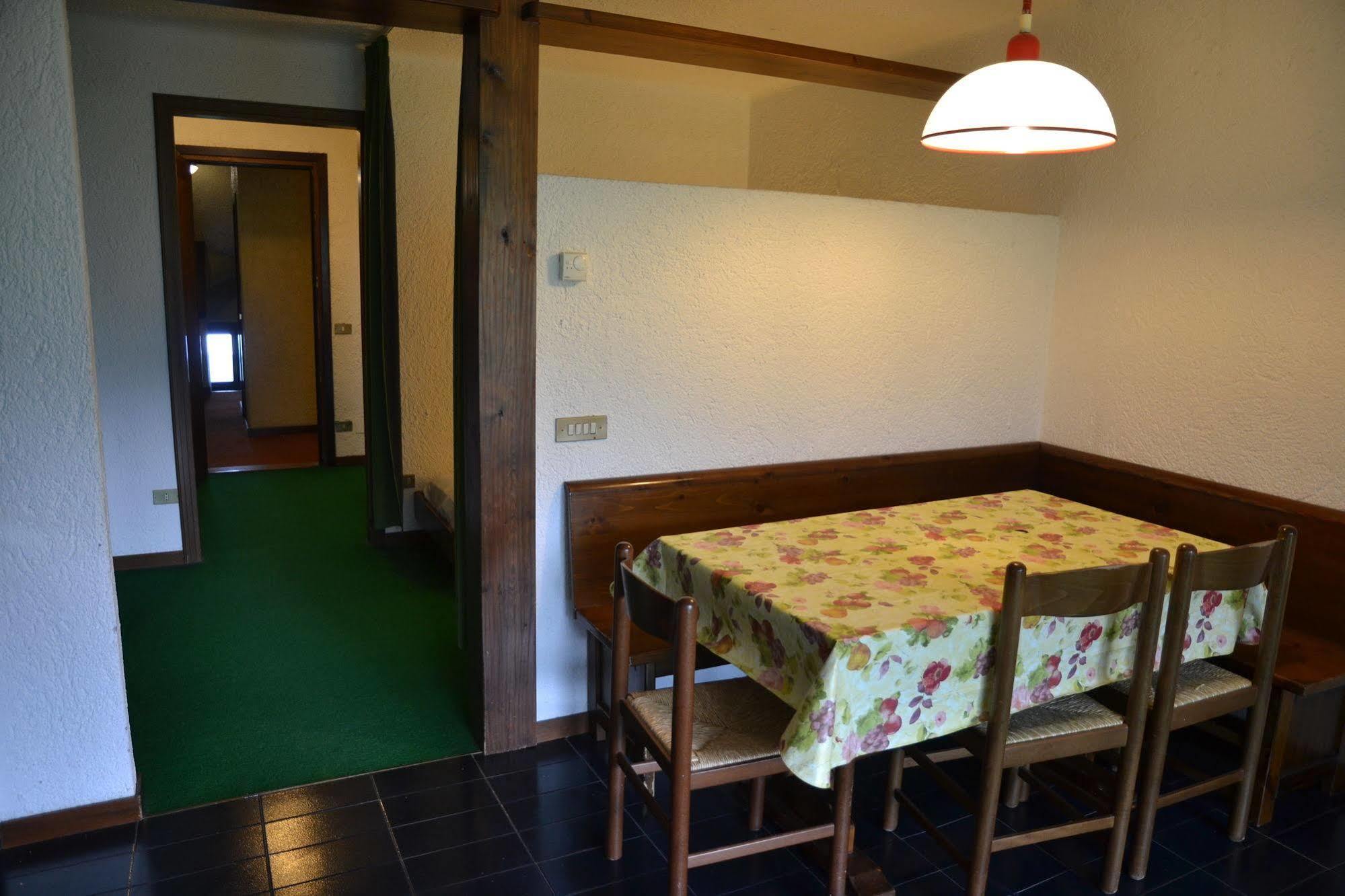 Residence Le Baite Artogne Eksteriør bilde