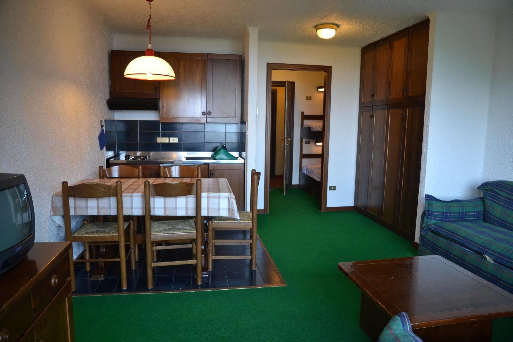 Residence Le Baite Artogne Eksteriør bilde